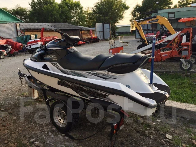 Yamaha WaveRunner. 2000 ��� ����