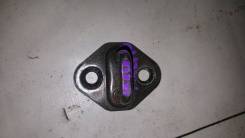 Крепление крышки багажника. Toyota: Harrier, Kluger V, Highlander, Noah, Mark II Wagon Blit, Tarago, Previa, Voxy, Estima Lexus: RX350, LS350, RX300...