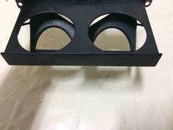 Подстаканник. Toyota Hilux Surf, KZN130G, KZN130W, VZN130G, LN130G, LN130W, VZN130, KZN130, LN130 Двигатели: 2LT, 2LTE, 3VZE, 1KZTE