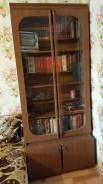 Шкафы книжные.