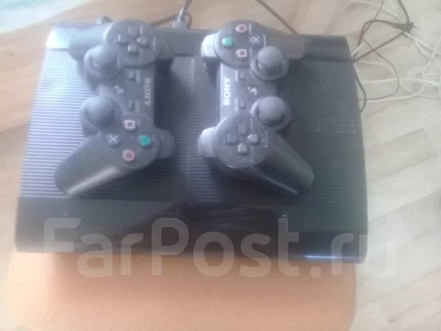 Sony PlayStation 3 Slim ����