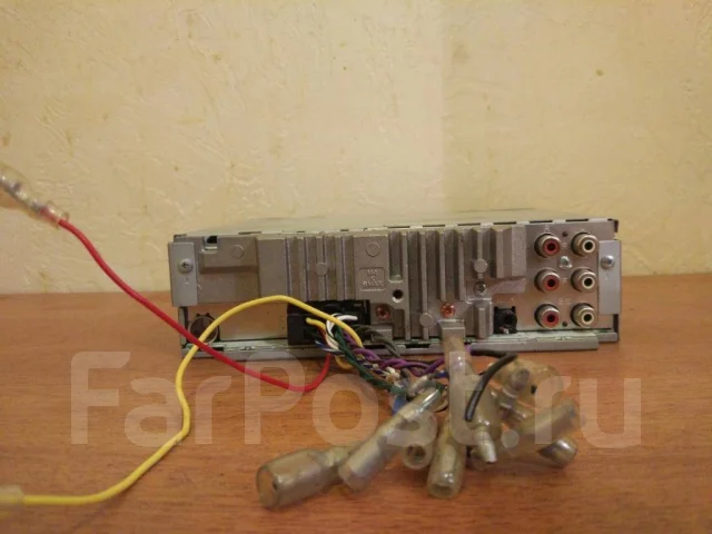 Pioneer DEH-8300SD ����
