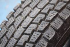 Hankook DynaPro i*cept RW08. Зимние, без шипов, 2011 год, износ: 5%, 2 шт