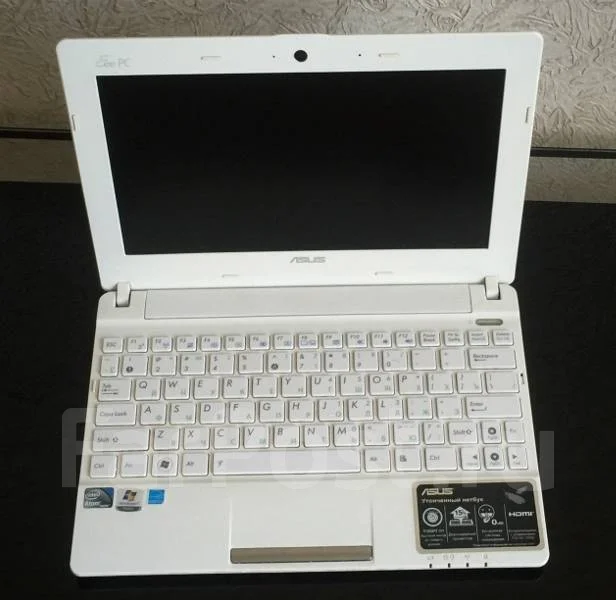 Asus Eee PC X101CH. 10.1", 1 600����, ��� 1024 ��, ���� 320���, WiFi: 1, Bluetooth: 1, ����������� �� 3��. ����