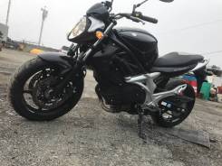 Suzuki SFV 400 Gladius. 400 куб. см., исправен, птс, без пробега