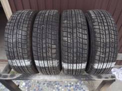 Bridgestone ST30. Зимние, без шипов, 2011 год, износ: 10%, 4 шт