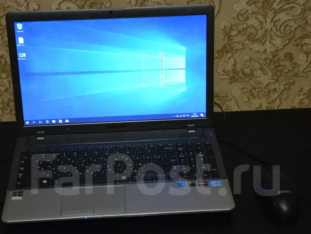 Samsung 350V5C. 15.6", 2,4����, ��� 4 ��, ���� 500���, WiFi: 1, Bluetooth: 1, ����������� �� 3��. ����