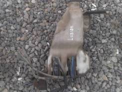 Бачок стеклоомывателя. Toyota Estima Emina, CXR10, CXR10G, CXR11, CXR11G, CXR20, CXR20G, CXR21, CXR21G, TCR10, TCR10G, TCR11, TCR11G, TCR20, TCR20G, T...