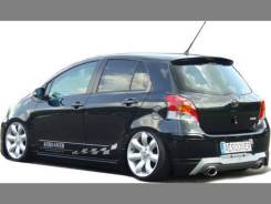 Накладка на бампер. Toyota Vitz
