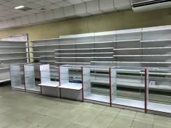 Витрины остекленные.