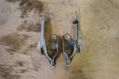 Крепление капота. Toyota Aristo, JZS161, JZS160
