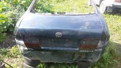 Задняя часть автомобиля. Toyota Corona, ST190