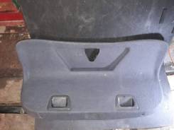 Обшивка крышки багажника AUDI AUDI A6 C6 требует чистки Audi A6, 4F2/C6, 4F5/C7