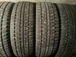 Dunlop SP Winter ICE 01. Зимние, шипованные, износ: 5%, 4 шт