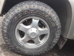 Goodyear Wrangler. Грязь AT, 2011 год, износ: 30%, 4 шт
