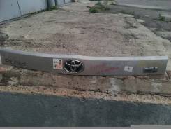 Накладка крышки багажника. Toyota Prius, ZVW30L, ZVW30 Двигатель 2ZRFXE