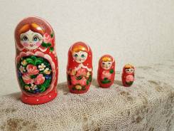Матрешки.