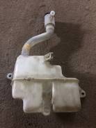 Бачок стеклоомывателя. Toyota Celica, ST202, ST203, ST204, ST205, AT200 Toyota Curren, ST207, ST208, ST206 Toyota Carina ED, ST202, ST201, ST203, ST20...
