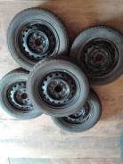 Bridgestone Blizzak Revo1. Всесезонные, 2006 год, износ: 50%, 5 шт