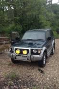 Mitsubishi Pajero. автомат, 4wd, 2.8 (140 л.с.), дизель, 145 000 тыс. км, нет птс
