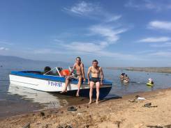 Амур. длина 5,50 м., двигатель стационарный, 140,00 л.с., бензин. Под заказ