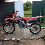 Honda CRF 250R. 250 куб. см., исправен, без птс, без пробега