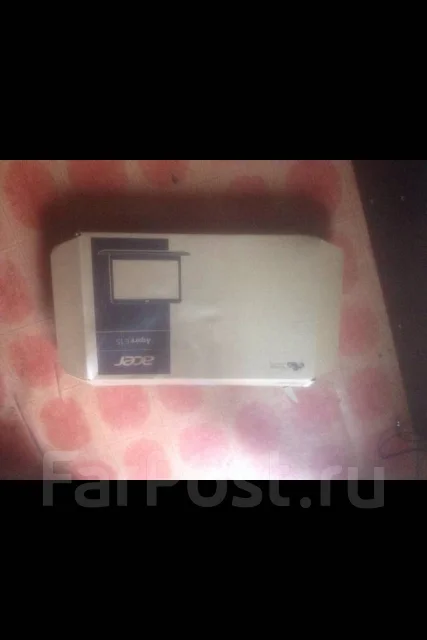 Acer Aspire E15. 15.6", 2,4����, ��� 8 ��, ���� 1 000���, WiFi: 1, ����������� �� 1��. ����