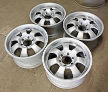 Toyota. 9.0x18, 6x139.70, ET31, ЦО 108,1 мм.