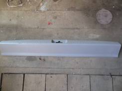 Накладка багажника. Toyota Estima, ACR30, ACR40, MCR30, MCR40, ACR30W, ACR40W, MCR30W, MCR40W Двигатели: 2AZFE, 1MZFE