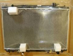 Радиатор охлаждения двигателя. Toyota Harrier, SXU10, SXU10W, SXU15, SXU15W Двигатель 5SFE