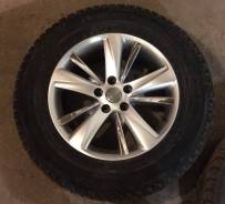 Nokian Hakkapeliitta 5. Зимние, шипованные, 2013 год, износ: 40%, 4 шт