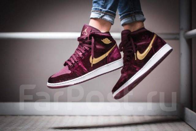 maroon jordan 1