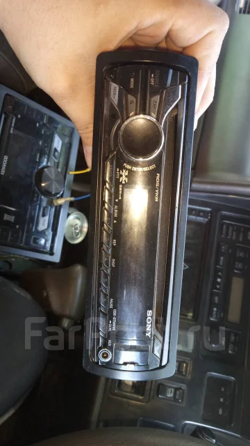 Sony CDX-GT560UE ����