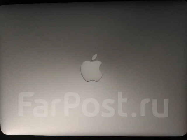 Apple MacBook Air 13 2014 Early MD760RU/B. 13", 1,3����, ��� 4 ��, ���� 120���, WiFi: 1, Bluetooth: 1, ����������� �� 12��. ����