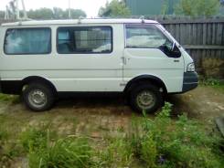Mitsubishi. Мицубиси делика, 18 000 куб. см., 1 000 кг.