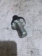 Болт шкива коленвала. Honda: Stream, FR-V, Accord Tourer, Stepwgn, Crossroad, Elysion, Odyssey, Civic, CR-V, S2000, CR-V I-CTDI, Edix, Civic Type R, I...