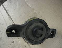 Подушка двигателя. Subaru Forester, SG5, SG9, SG9L Subaru Legacy, BE5, BH5 Двигатели: EJ205, EJ255, EJ206, EJ208