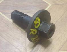 Болт шкива коленвала. Nissan: Presage, Atlas, Murano, Caravan, Primera, Liberty, Bluebird Sylphy, X-Trail, Prairie, Teana, Wingroad, Serena, AD, Aveni...