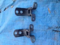 Крепление боковой двери. Toyota Harrier, SXU10, ACU15W, MCU15W, ACU10, MCU10W, SXU15W, ACU15, SXU15, SXU10W, ACU10W, MCU10, MCU15