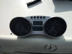 Панель приборов. Mercedes-Benz M-Class, W164 Двигатели: M, 272, DE35