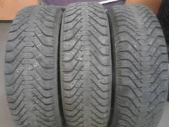 Goodyear UltraGrip 500. Зимние, шипованные, износ: 20%, 3 шт