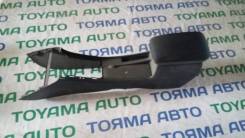 Бардачок. Toyota Corolla Fielder, NZE121G, NZE121