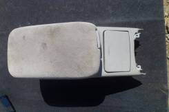 Подлокотник. Toyota Mark II Wagon Blit, GX110, JZX110, GX115, JZX115 Двигатели: 1JZFSE, 1JZGTE, 1JZGE, 1GFE
