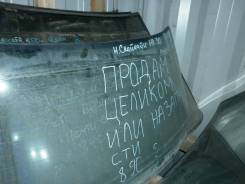 Стекло заднее. Nissan Skyline, HR30 Двигатели: L20T, L20ET, L20E