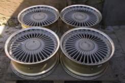 RAYS. 8.0x18, 4x114.30, 5x114.30, ET40
