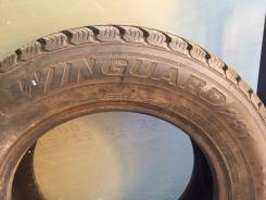 Roadstone Winguard 231. Зимние, шипованные, износ: 20%, 1 шт