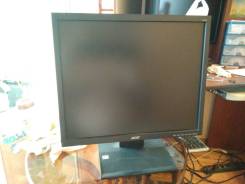 Acer. 19" (48 см), технология LCD (ЖК)