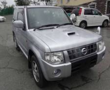 Nissan Kix. автомат, 4wd, 0.7 (64 л.с.), бензин, 45 тыс. км