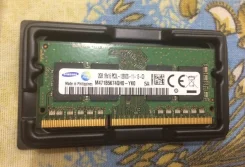 SO-DIMM DDR3.