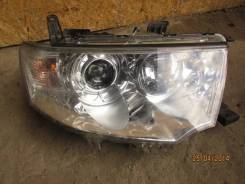 Фара. Mitsubishi Pajero Mitsubishi Montero Sport